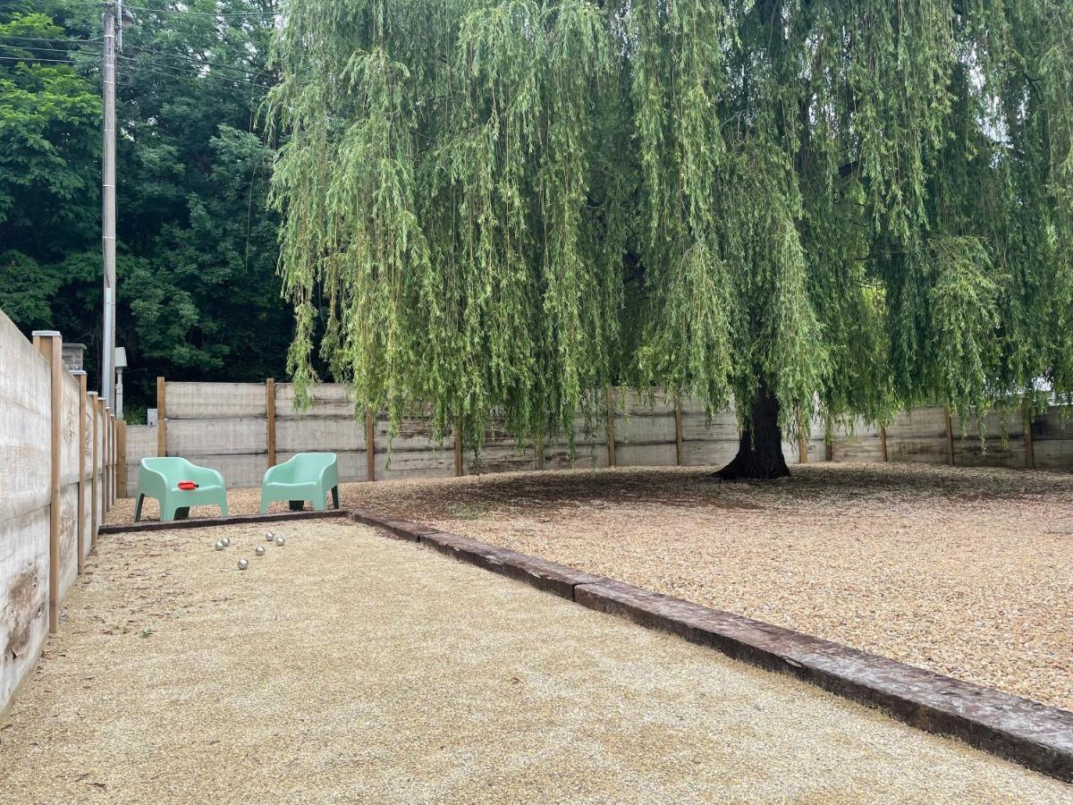 La Petite Maison Au Bord De L'Eau Hastiere-par-dela 外观 照片